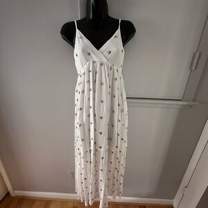 White dress with gold round design sz s/m